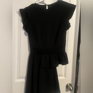 ❤️ Dressy Top With Side Tuxedo Tail